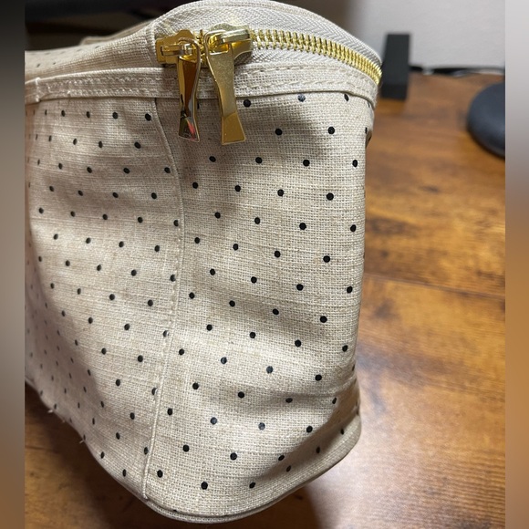 Kate Spade Lunch Tote - Picture 6 of 8
